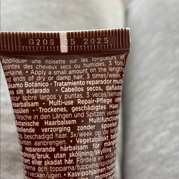 🆕 Yves Rocher Leave In Conditioner 30ml - Picture 2 of 2